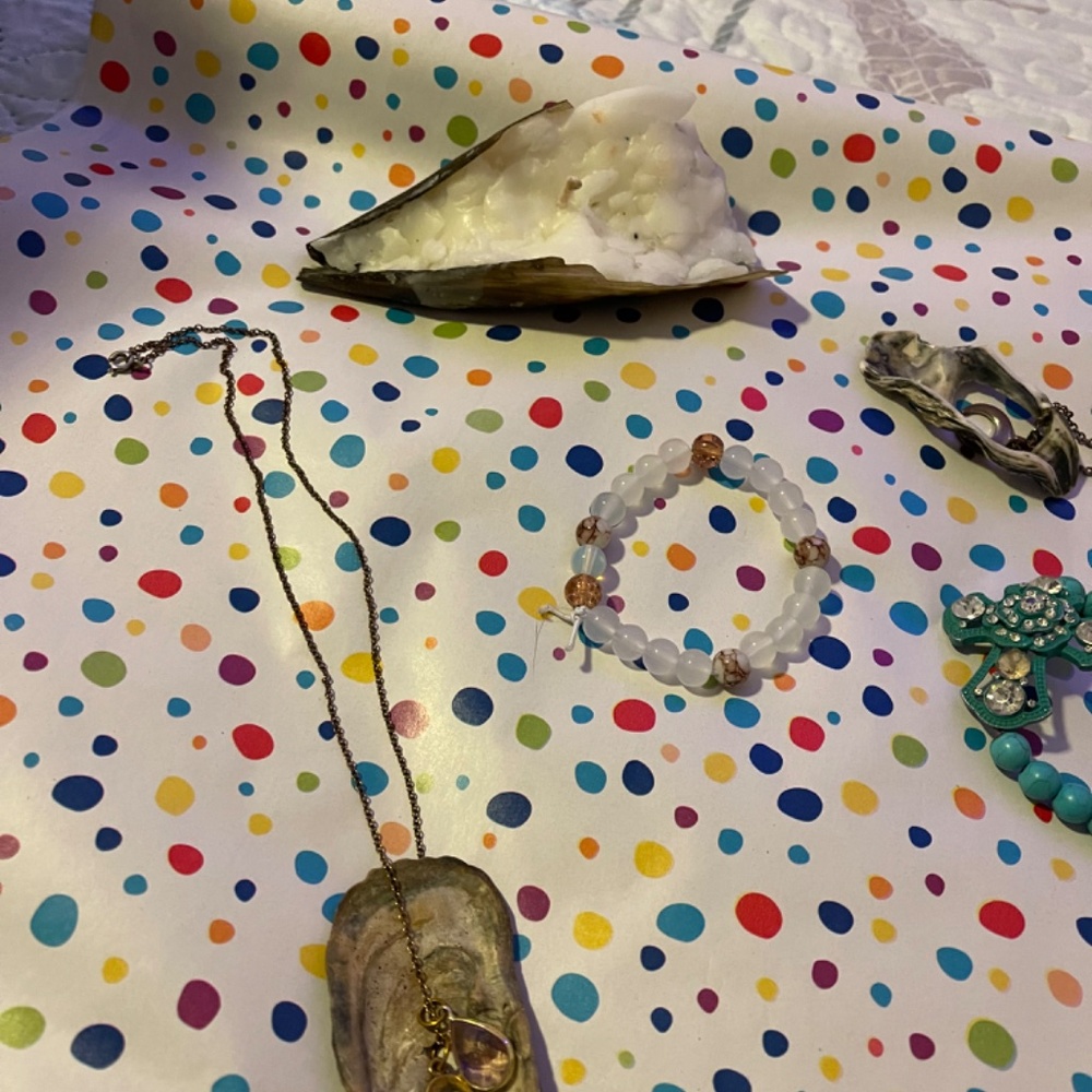Jewelry - Picture 3 of 11